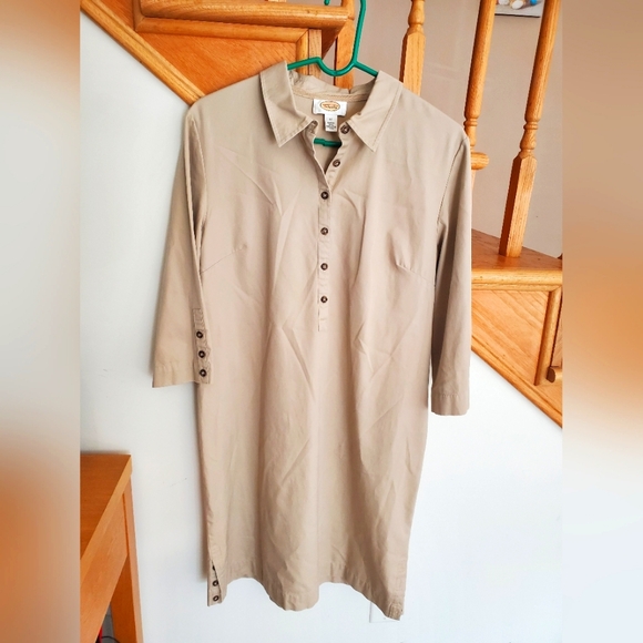 Dress - Picture 2 of 7